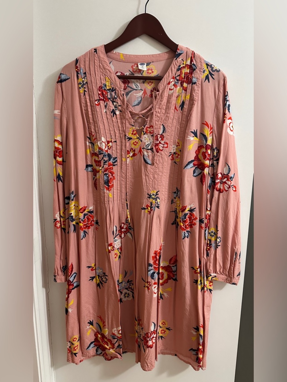 Women’s Old Navy Floral Lace-Up Pink Floral Boho Dress
